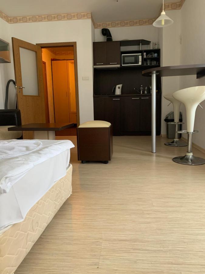 Studio Kuban Apartment ซันนีบีช ภายนอก รูปภาพ